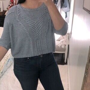 Cabi size xsmall blue cable knit crop sweater top
